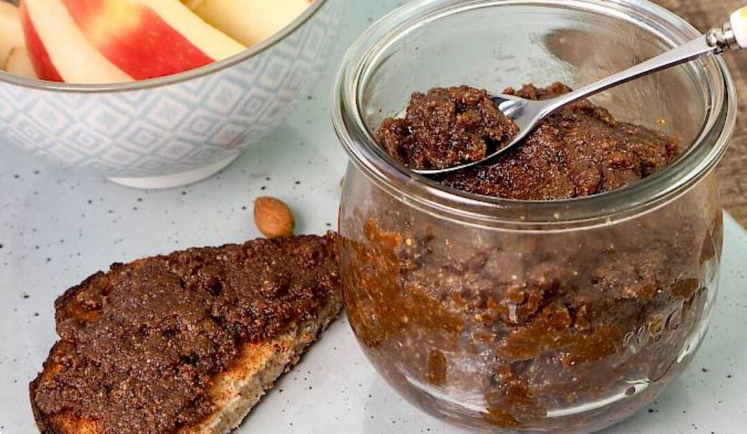 Chocolate Almond Spread Recipe: Delicious, Refined-Sugar Free